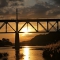 鉄橋と夕焼け-550x400.jpg